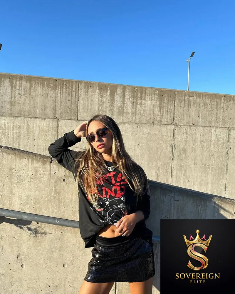 alphasparkhub Tugce İstanbul Escort Galeri Görseli 4 - otele gelen