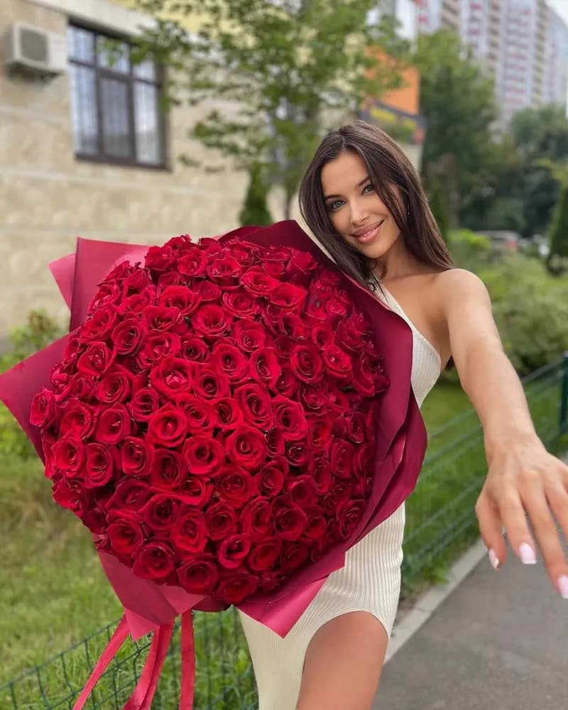 Hande | Besiktas VIP Escort | ISTANBUL ESCORT HİZMETİ