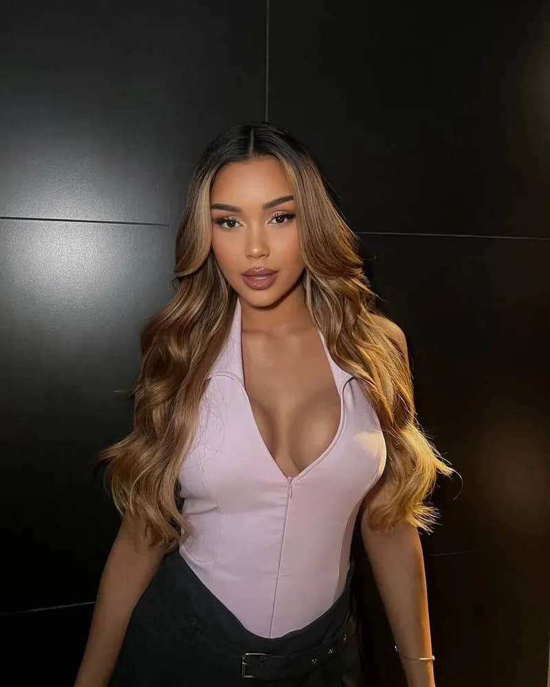 Kübra | Esenyurt VIP Escort | ISTANBUL ESCORT HİZMETİ